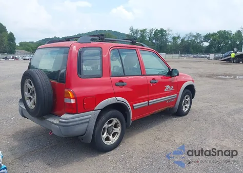 2001 Chevrolet Tracker Hard Top Zr2 from USA, damaged, VIN 2CNBJ734816935817